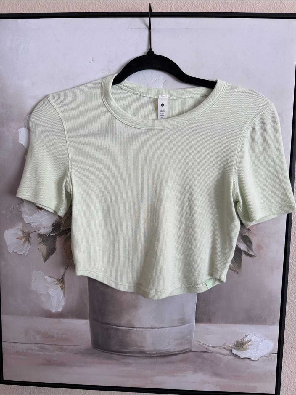 Lululemon hold tight cropped T-shirt